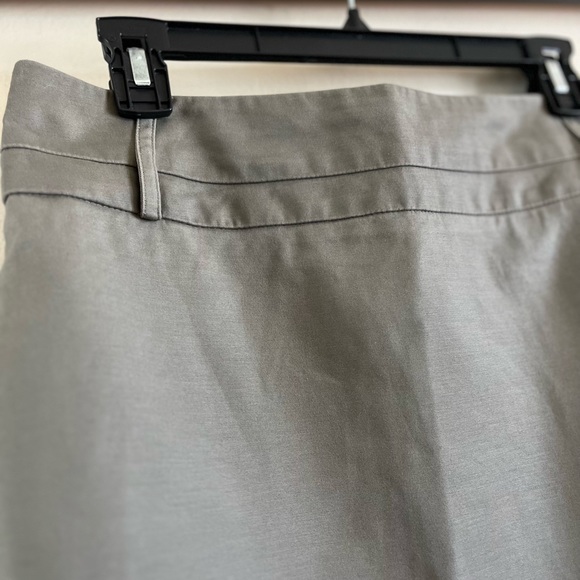 Sandro Studio sage green pencil skirt - Picture 3 of 9